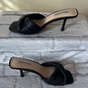 Steve Madden Black Strappy Heels Size 9M